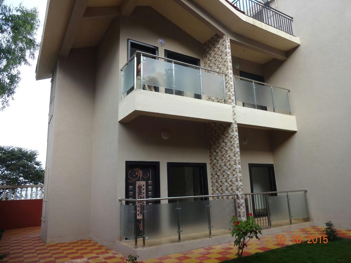 Malhar Bungalow Панчгани Экстерьер фото