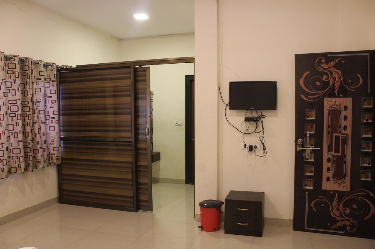 Malhar Bungalow Панчгани Экстерьер фото